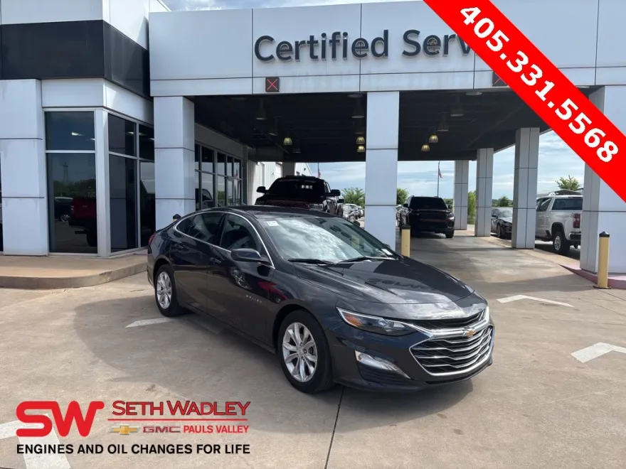 2023 Chevrolet Malibu 1LT photo 1