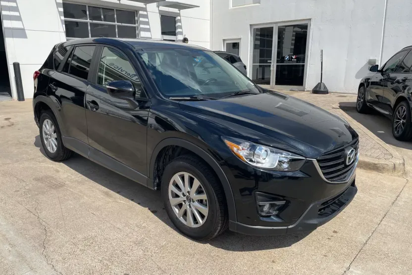 2016 Mazda CX-5 Touring photo 1