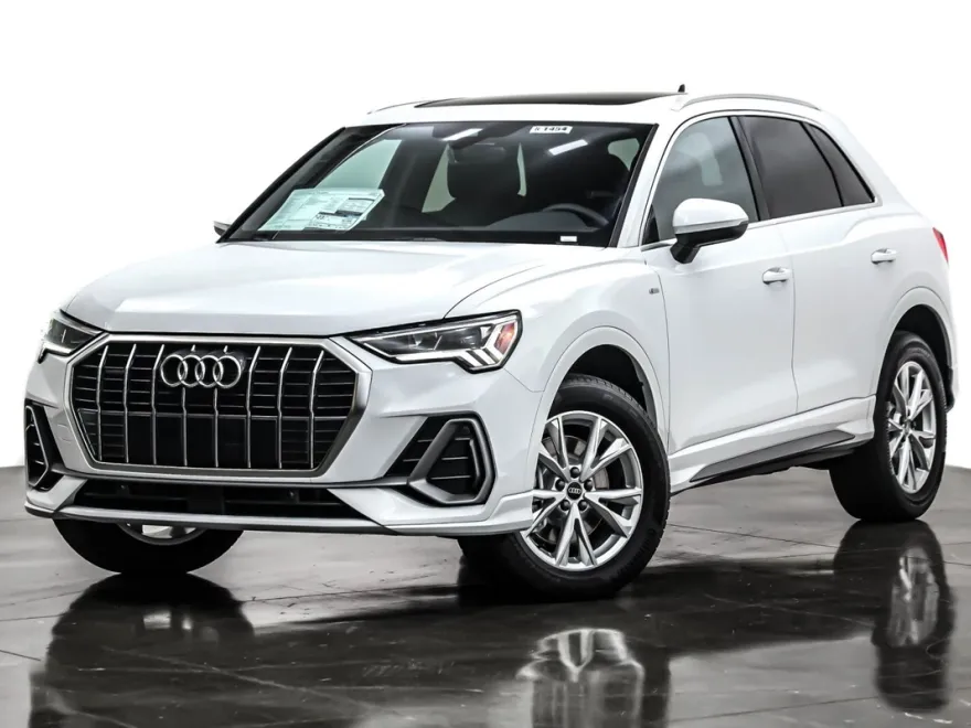 2025 Audi Q3 S line Premium 45 TFSI photo 1