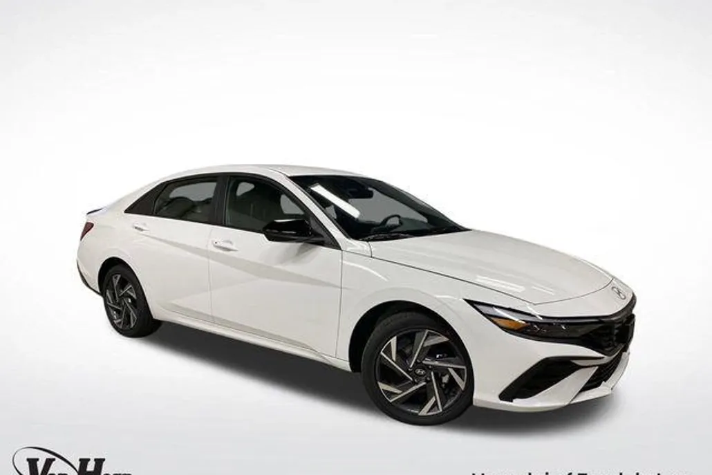 2025 Hyundai Elantra Hybrid SEL Sport photo 1