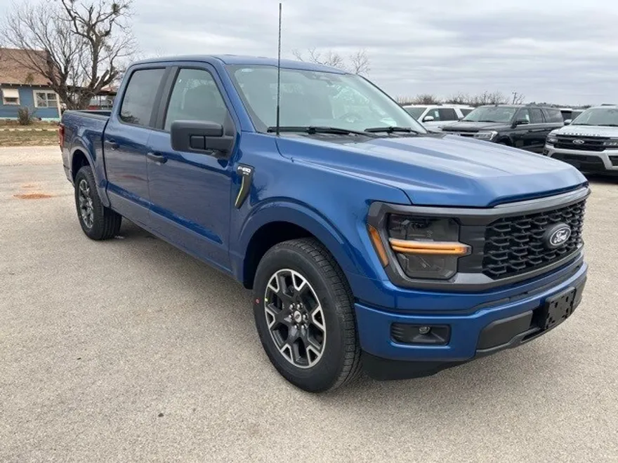 2025 Ford F-150 STX photo 1