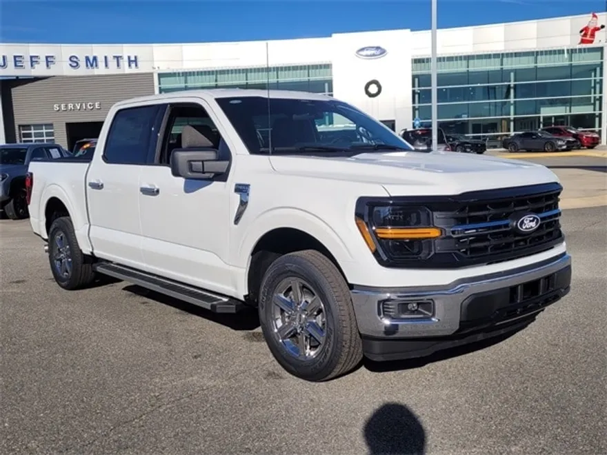 2025 Ford F-150 XLT photo 1