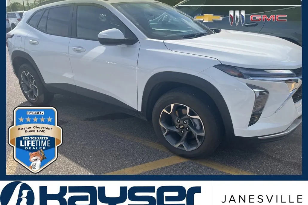 2025 Chevrolet Trax LT photo 1