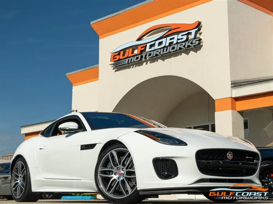 2018 Jaguar F-TYPE R-Dynamic photo 1