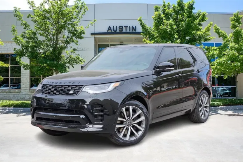 2025 Land Rover Discovery SE photo 1