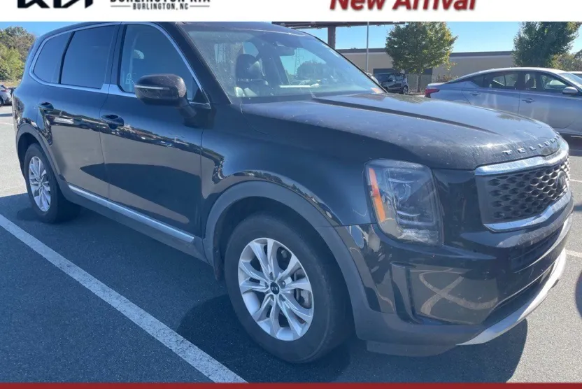 2020 Kia Telluride LX photo 1