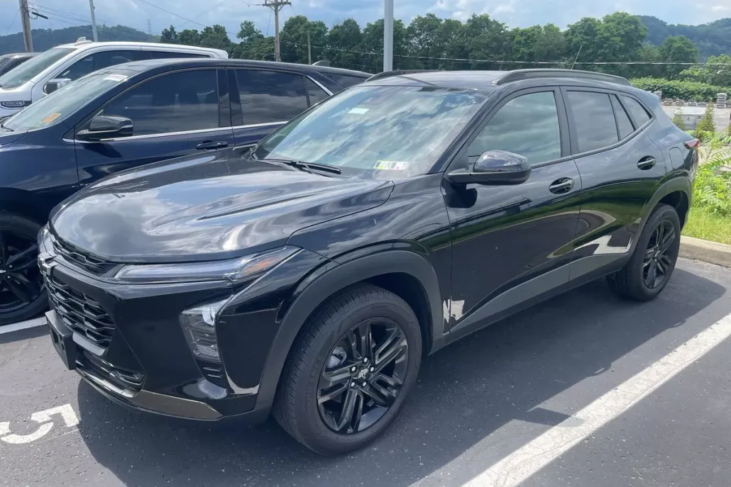 2024 Chevrolet Trax ACTIV photo 1