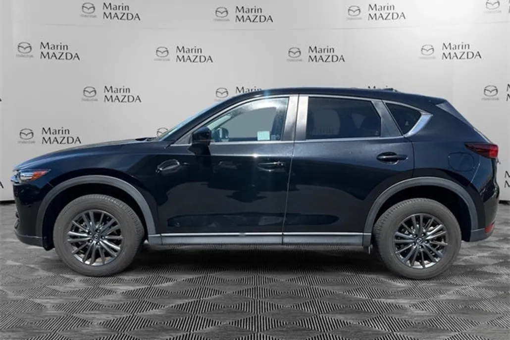 2021 Mazda CX-5 Touring photo 1
