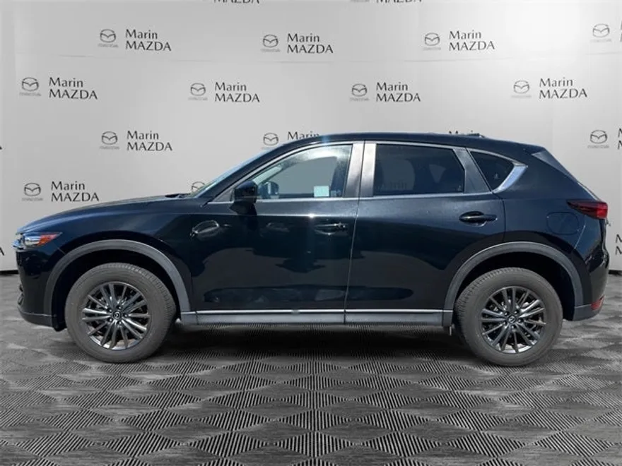 2021 Mazda CX-5 Touring photo 1