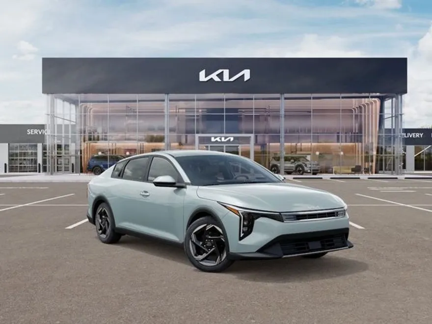 2025 Kia K4 EX photo 1