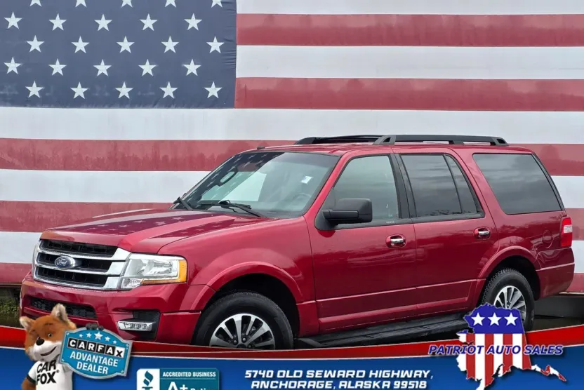 2017 Ford Expedition XLT photo 1