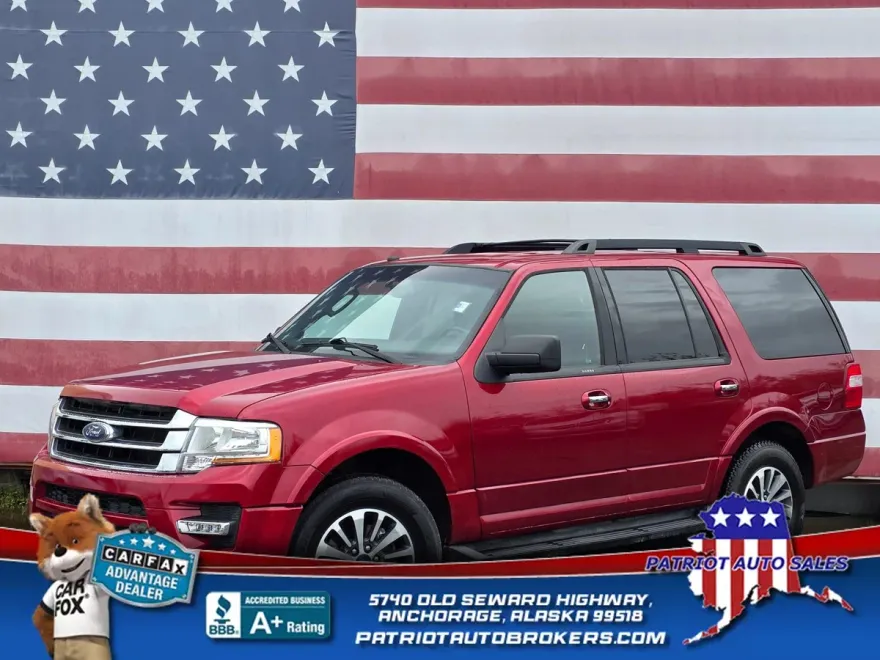 2017 Ford Expedition XLT photo 1
