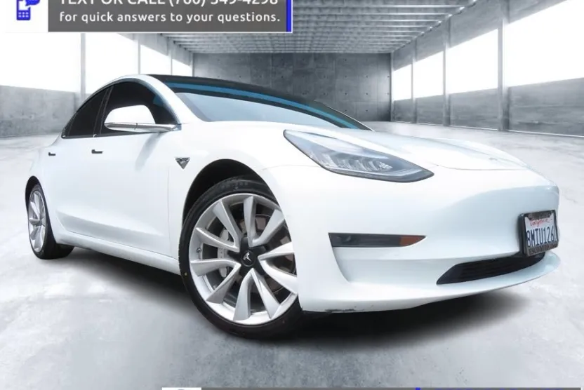 2019 Tesla Model 3 Long Range photo 1