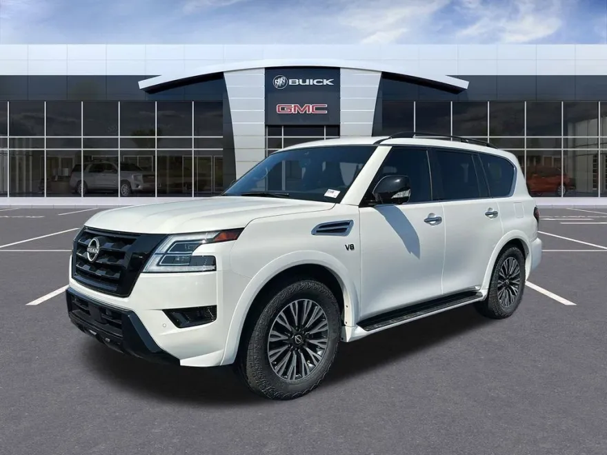 2022 Nissan Armada SL photo 1