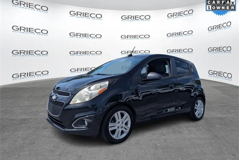 2015 Chevrolet Spark 1LT photo 1