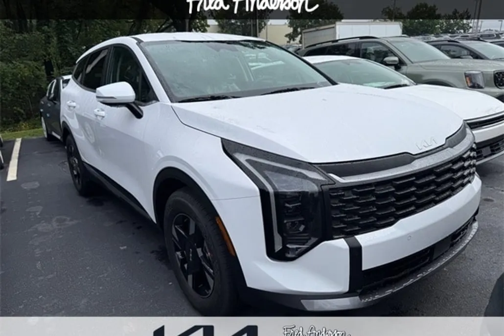 2026 Kia Sportage LX photo 1