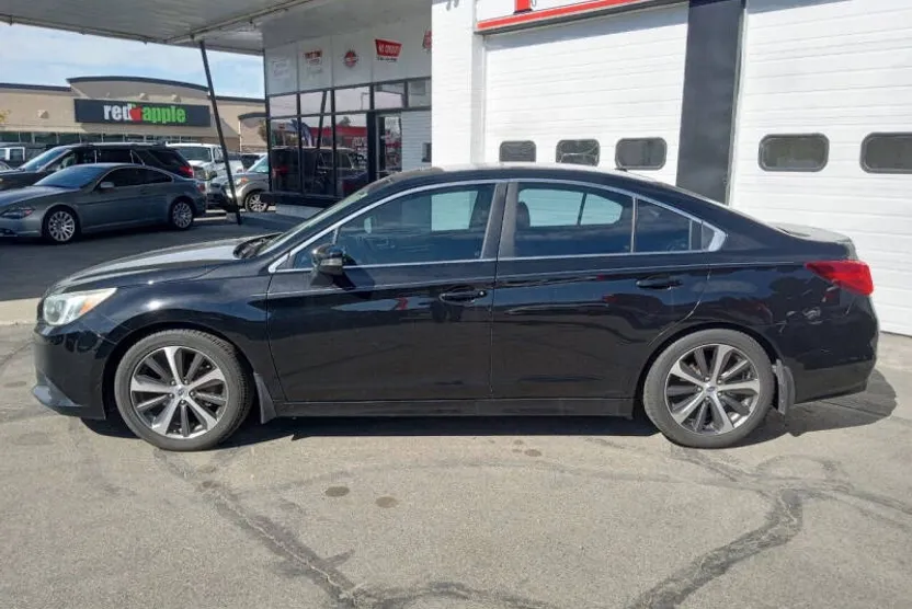 2015 Subaru Legacy 2.5i Limited photo 1