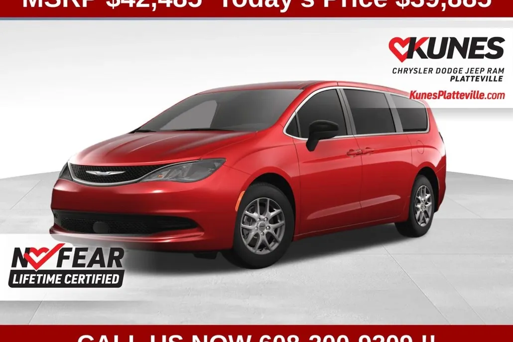 2025 Chrysler Voyager LX photo 1