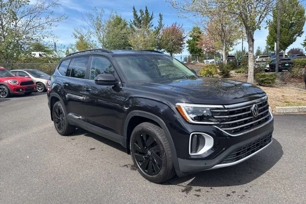 2026 Volkswagen Atlas SE Technology photo 1