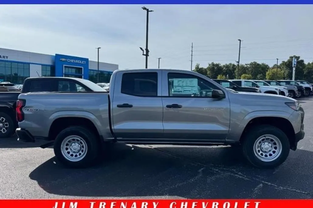 2026 Chevrolet Colorado Work Truck photo 1