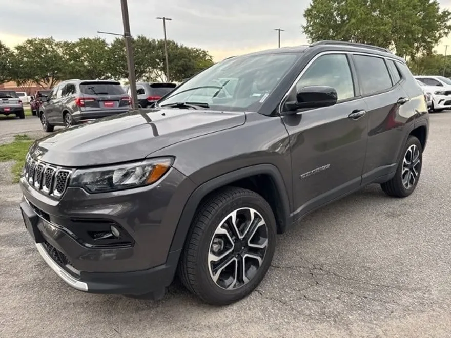 2024 Jeep Compass Limited photo 1
