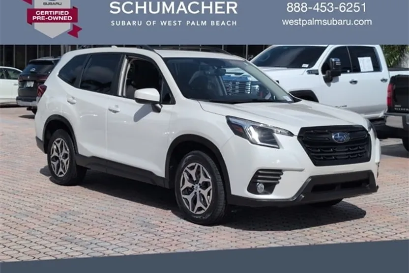 2023 Subaru Forester Premium photo 1