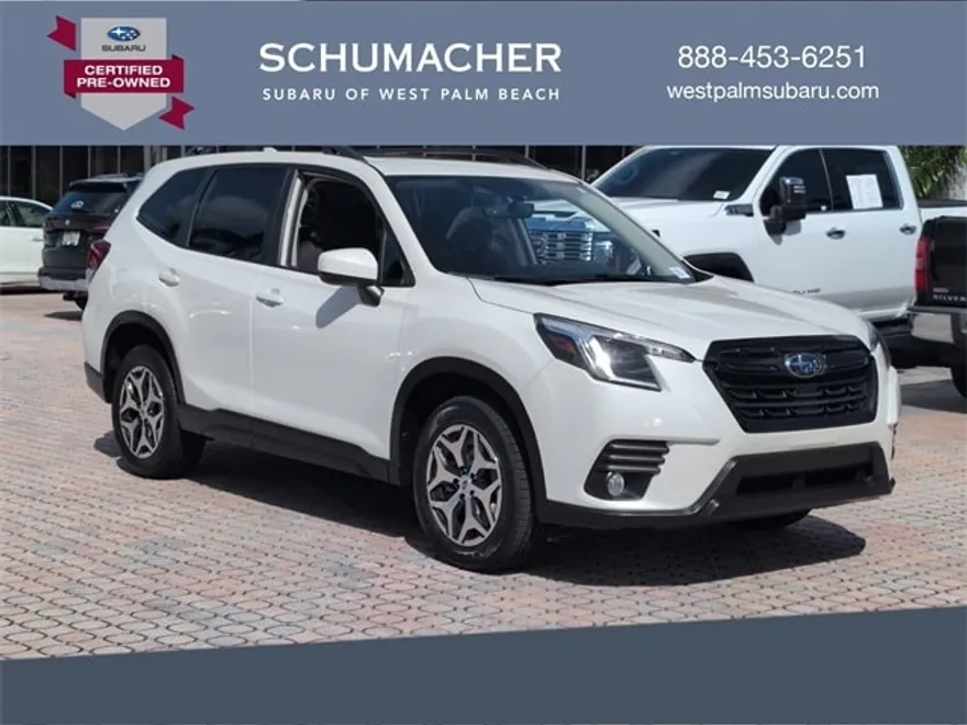 2023 Subaru Forester Premium photo 1