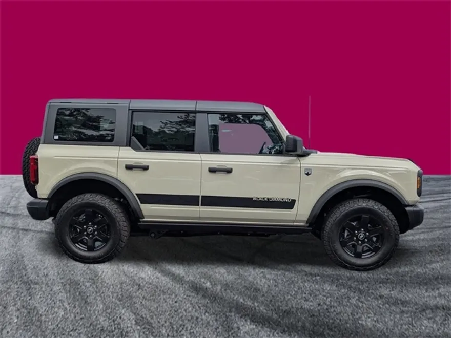 2025 Ford Bronco Big Bend photo 1
