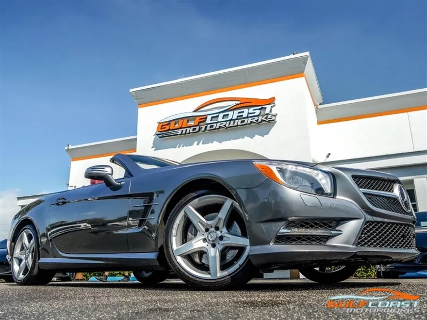 2016 Mercedes Benz SL 400 photo 1