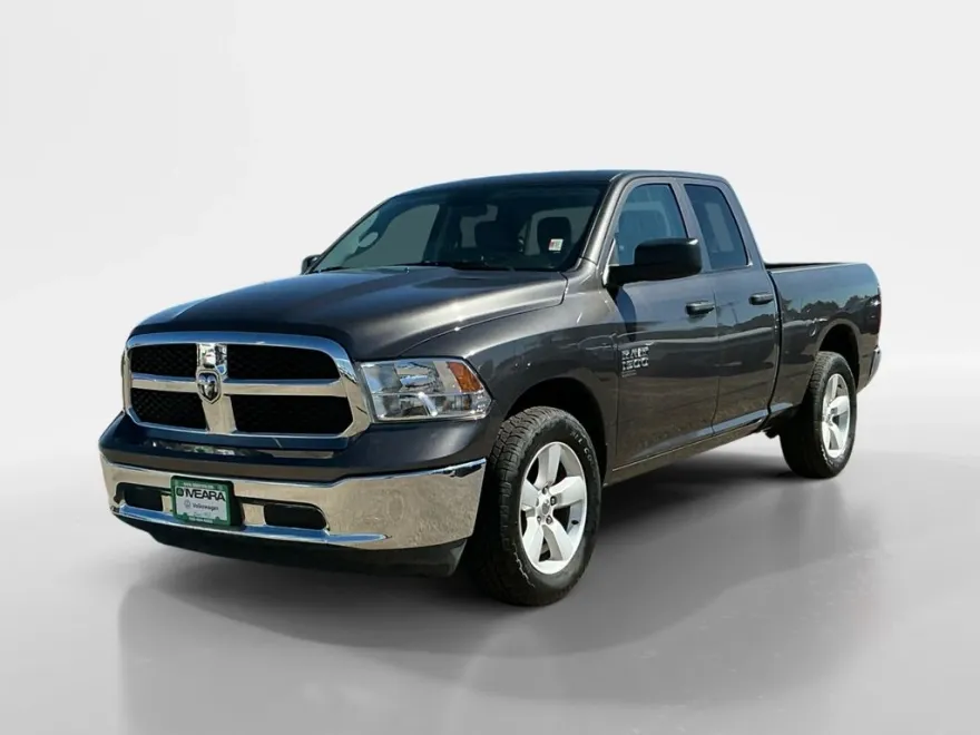 2024 Ram 1500 Classic SLT photo 1