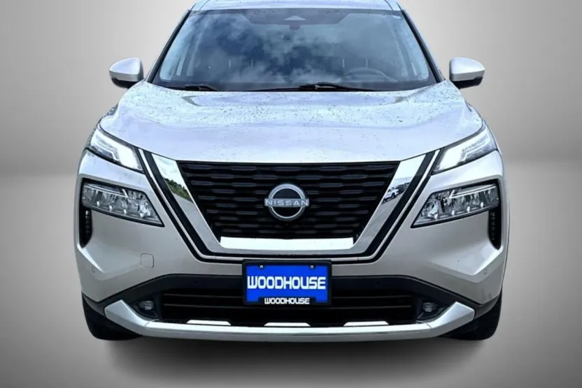 2022 Nissan Rogue Platinum AWD photo 1