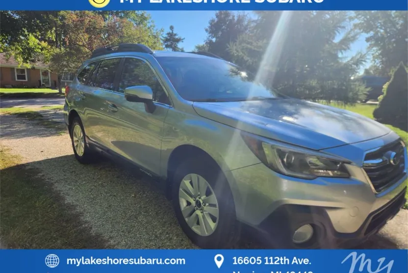 2018 Subaru Outback 2.5i Premium photo 1