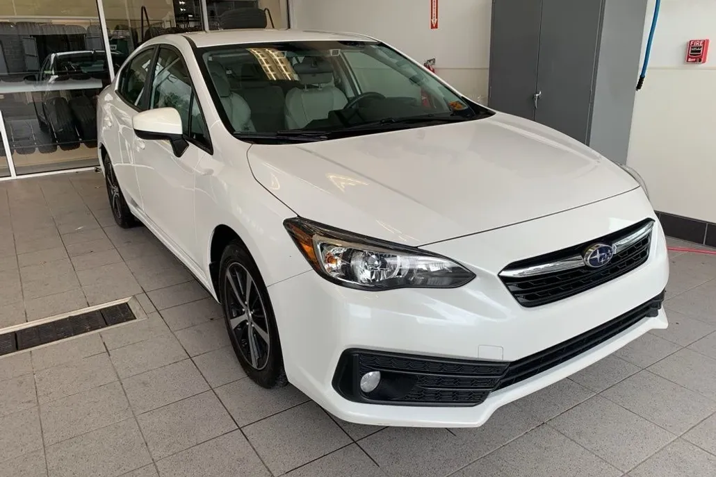 2022 Subaru Impreza Premium photo 1
