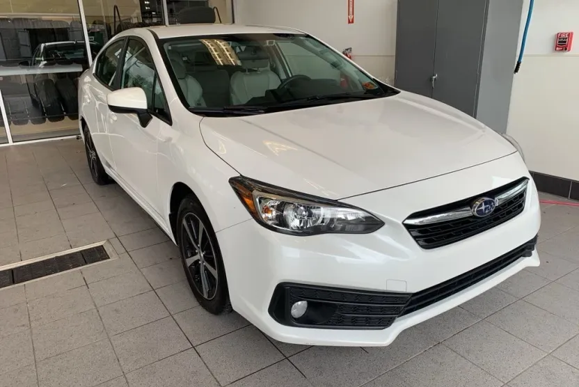 2022 Subaru Impreza Premium photo 1