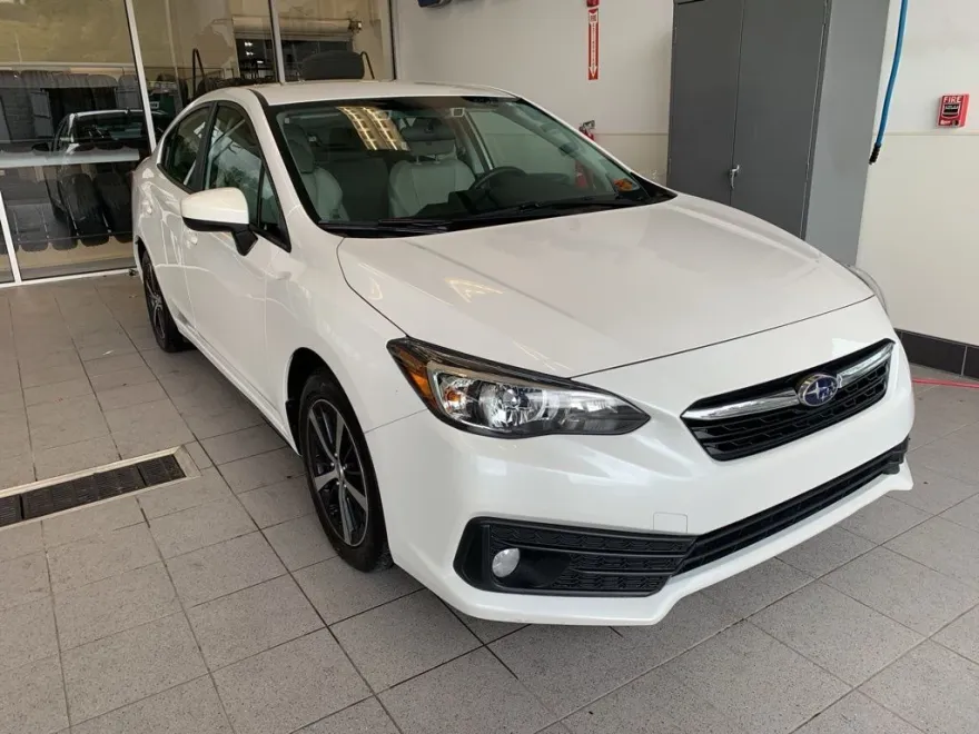 2022 Subaru Impreza Premium photo 1