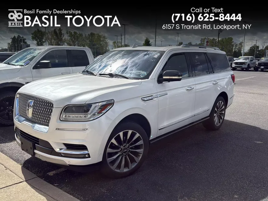 2018 Lincoln Navigator Select photo 1