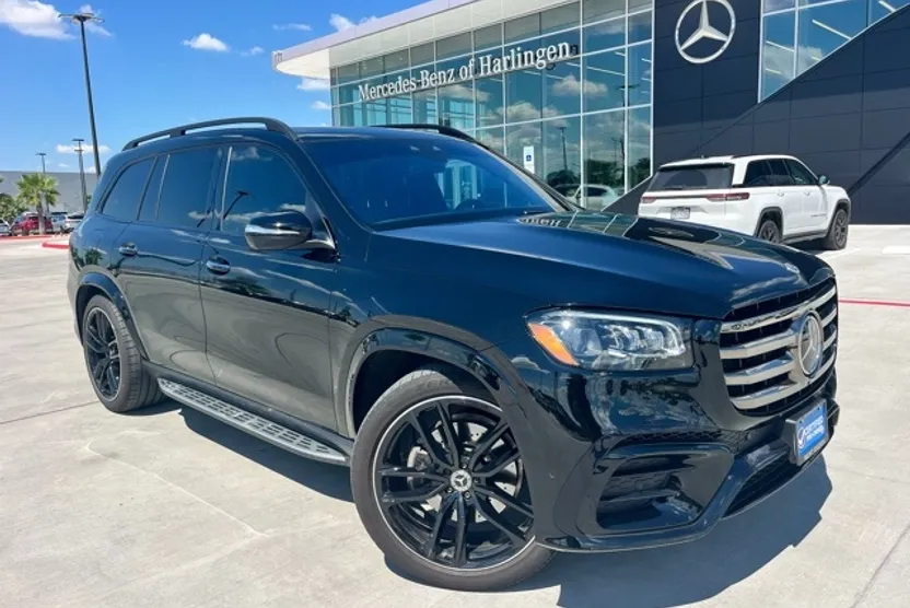 2024 Mercedes Benz GLS 580 4MATIC photo 1