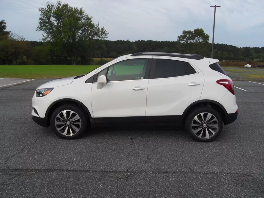2022 Buick Encore Preferred photo 1