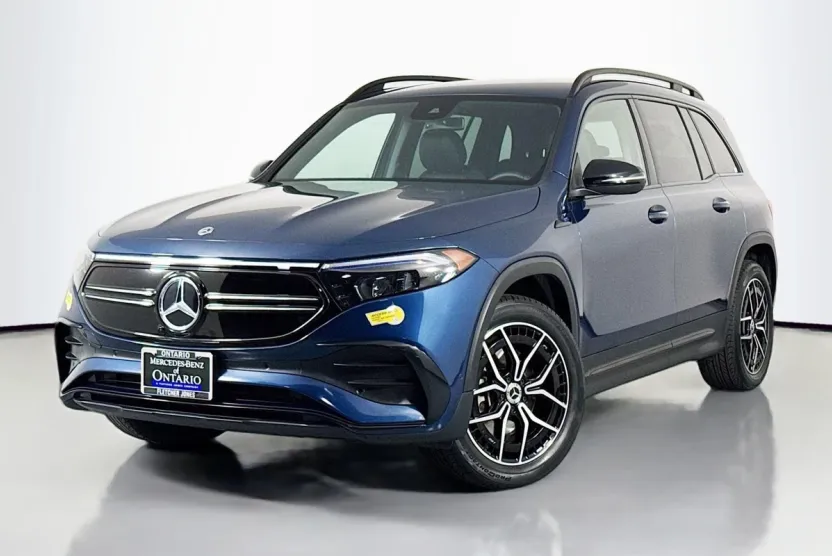 2022 Mercedes Benz EQB 300 4MATIC photo 1