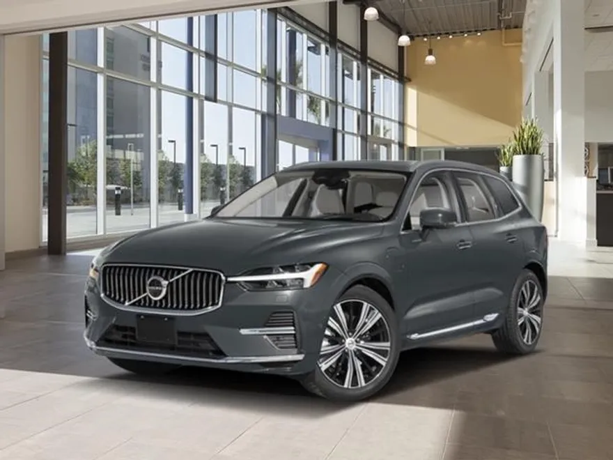 2025 Volvo XC60 Hybrid T8 photo 1