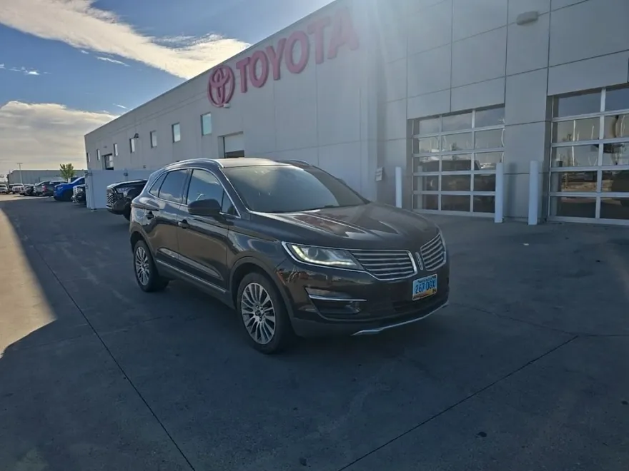 2015 Lincoln MKC Reserve photo 1