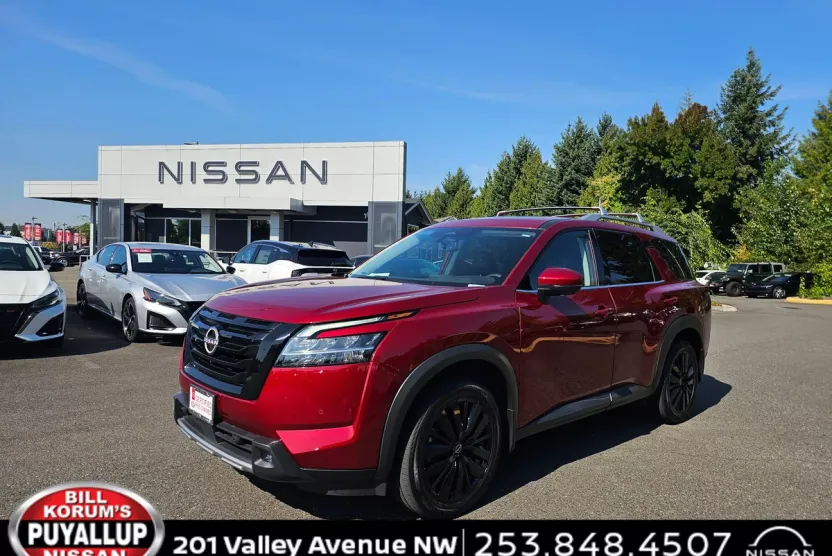 2022 Nissan Pathfinder SL photo 1