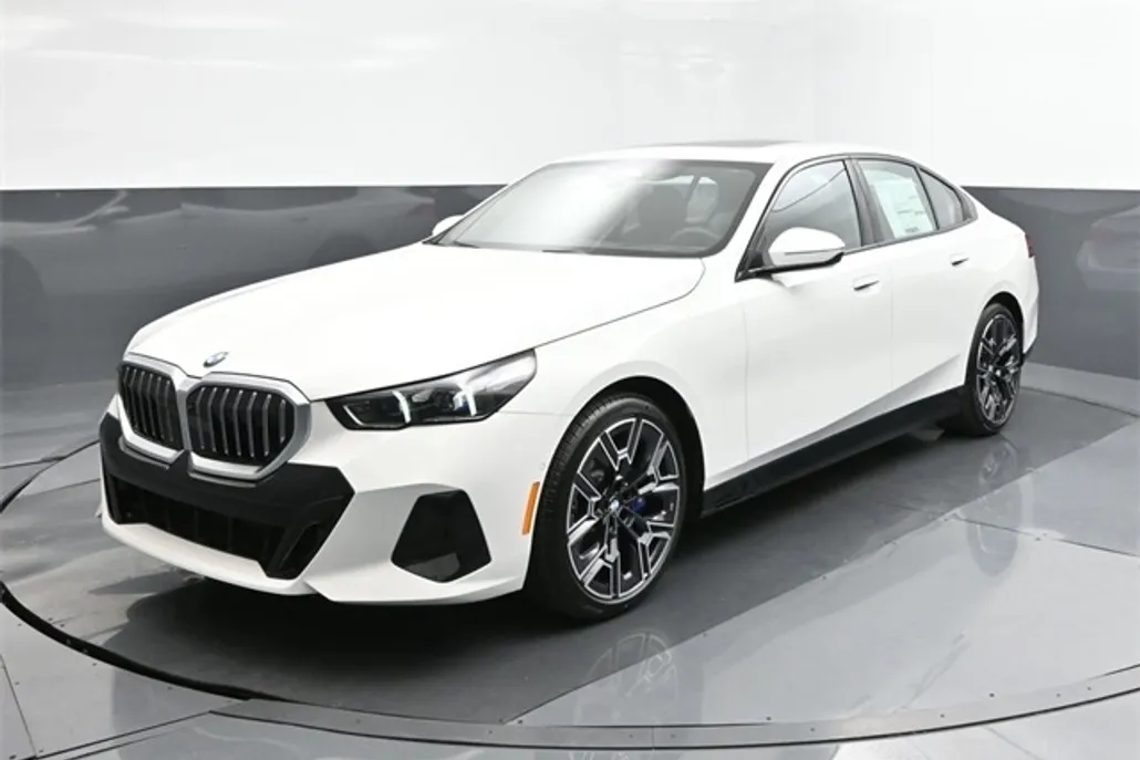 2024 Bmw 530i photo 1