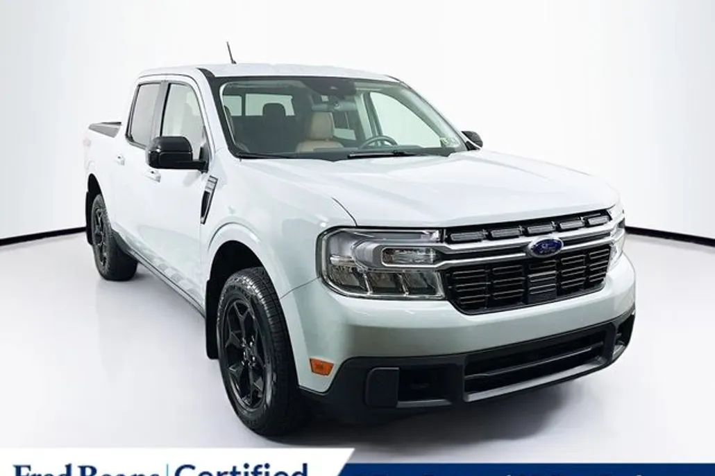2024 Ford Maverick Lariat photo 1