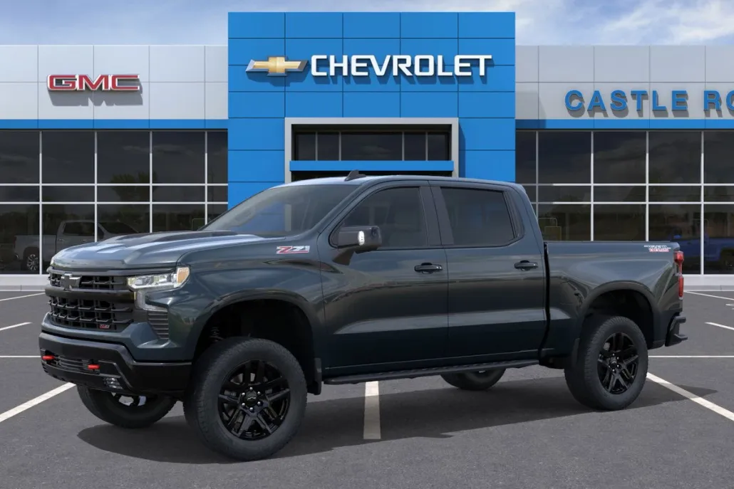 2026 Chevrolet Silverado Trail Boss LT photo 1