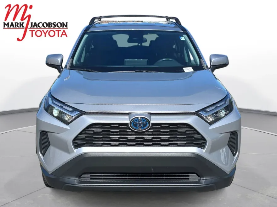2022 Toyota RAV4 Hybrid XLE photo 1