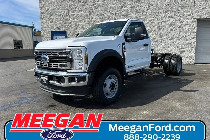 2026 Ford F-600 photo 1