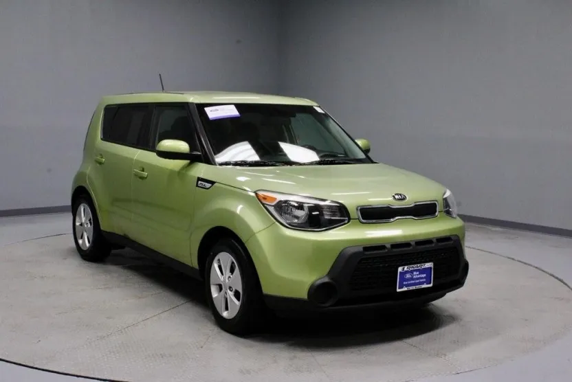 2016 Kia Soul Base photo 1