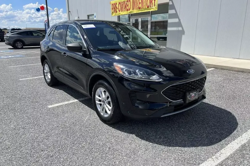 2022 Ford Escape SE photo 1