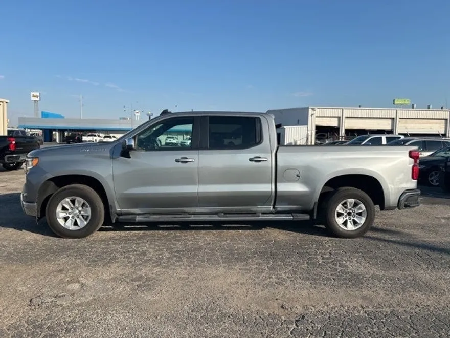 2024 Chevrolet Silverado 1500 LT photo 1